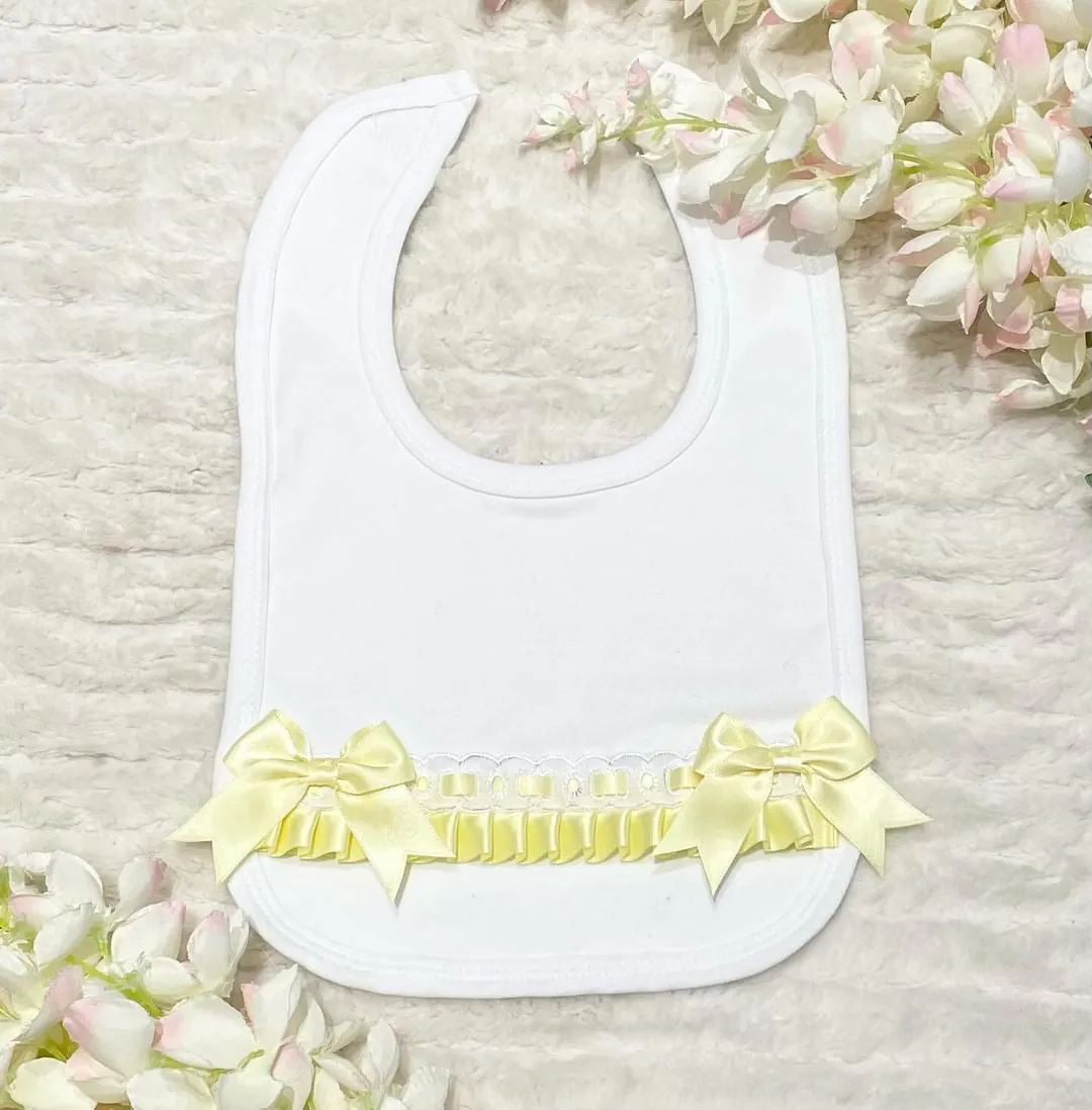 Lace and bow bib