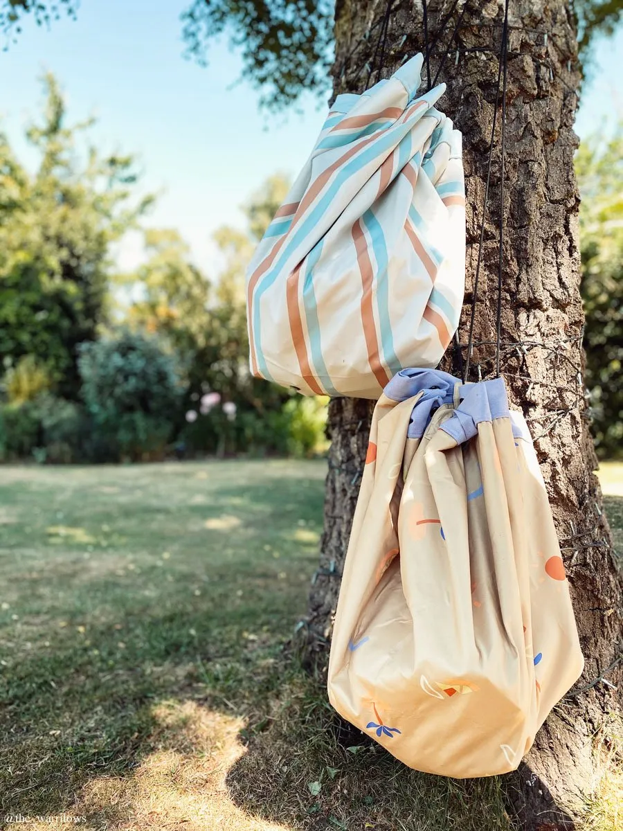 Outdoor storage bag stripes