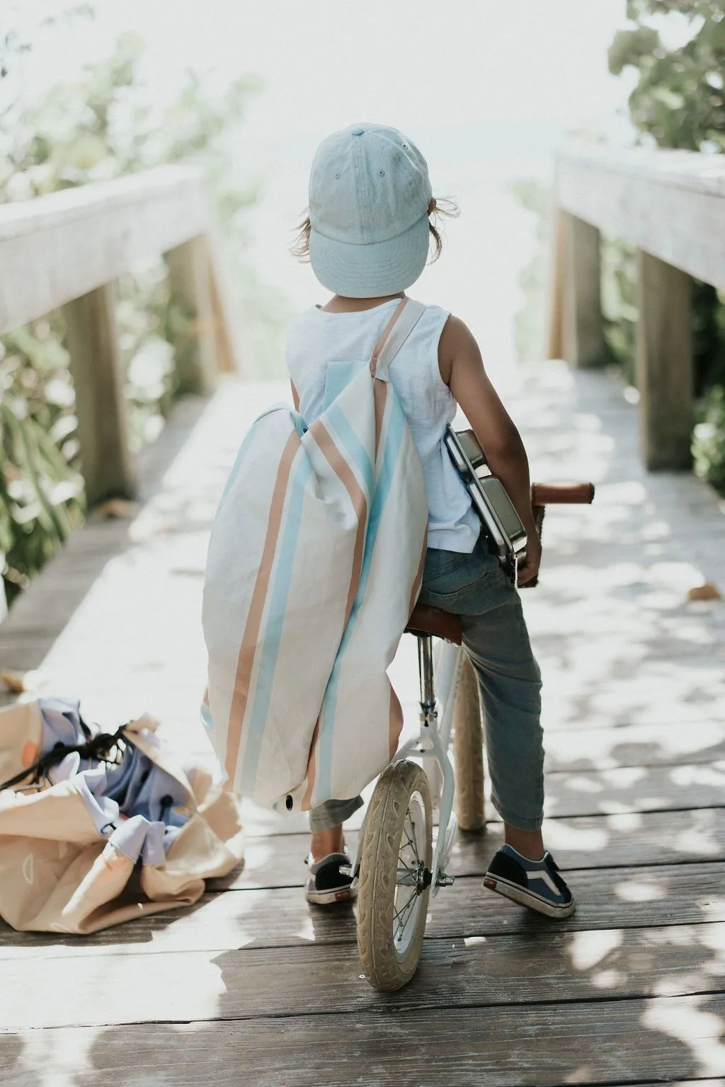 Outdoor storage bag stripes